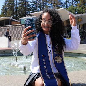 Meet your Posher, Alisha